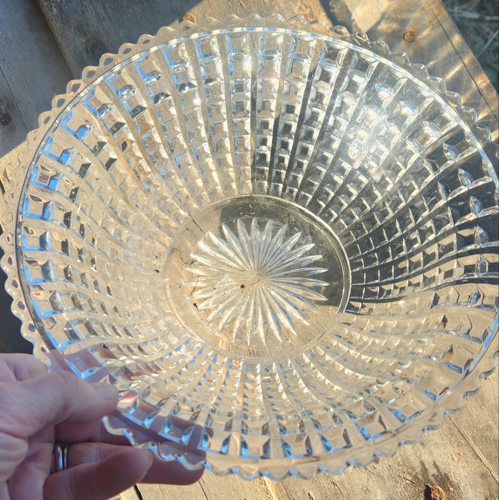 Imperial “Waffle Block” Depression Glass Bowl